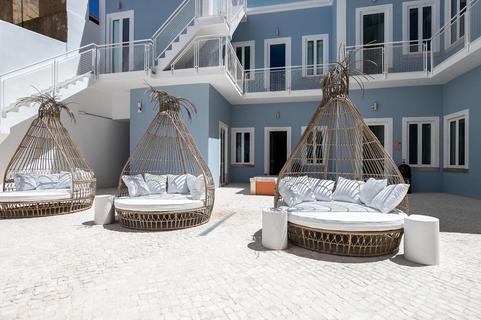 Dona Simone Boutique Suites & Studios - By @ Rita'S Place Фаро Екстериор снимка