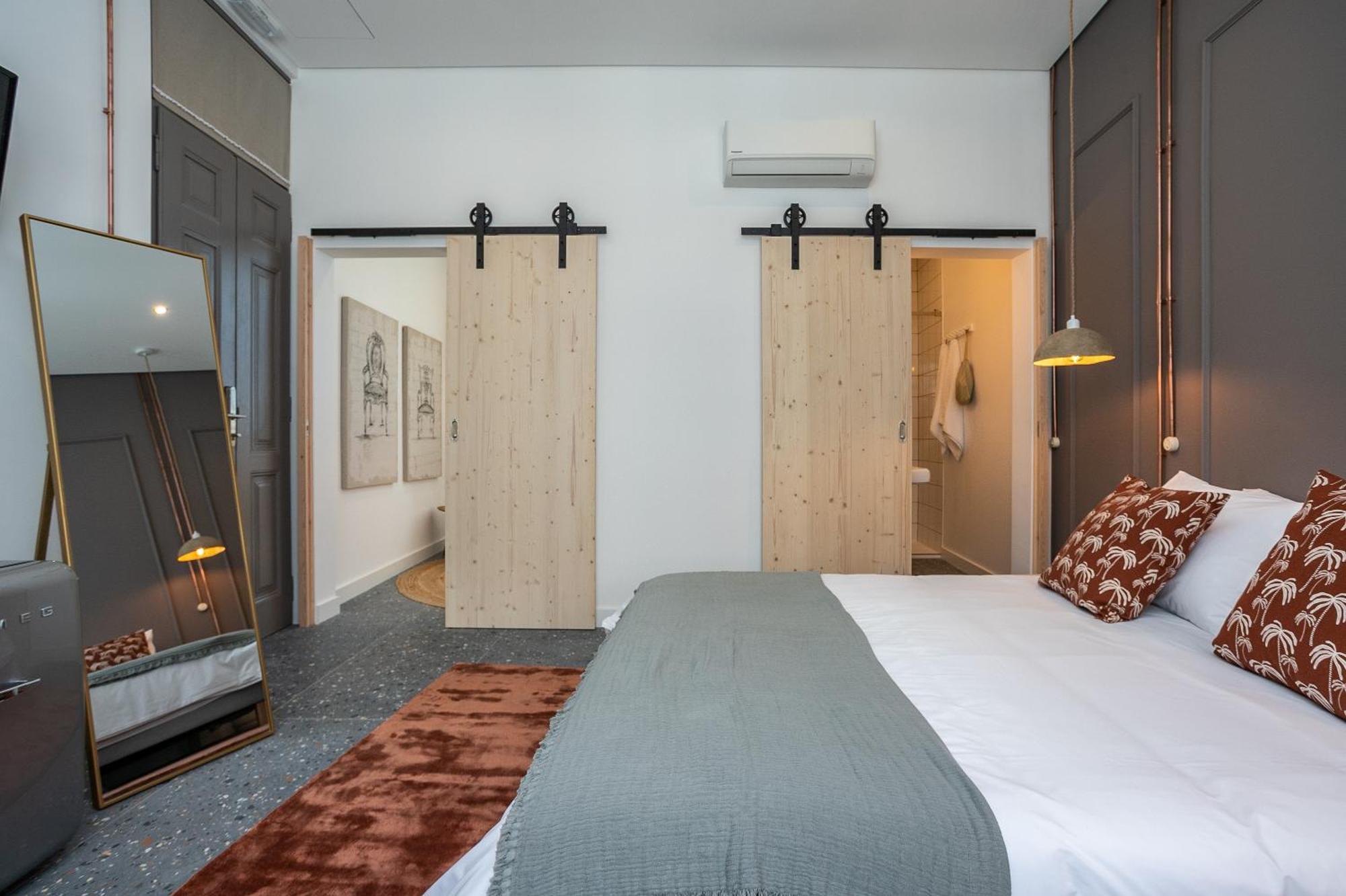 Dona Simone Boutique Suites & Studios - By @ Rita'S Place Фаро Екстериор снимка